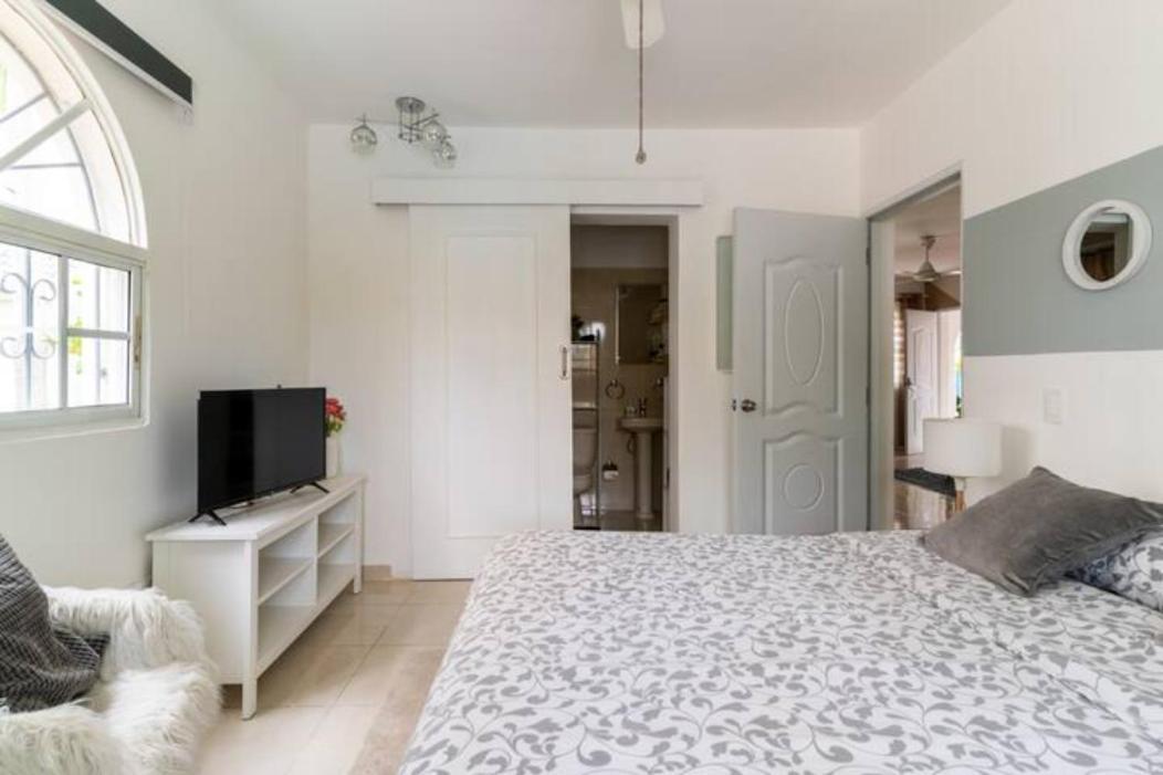 Cozy 2 Bdr Condo, With Pool Area And Free Wifi Punta Cana Bagian luar foto