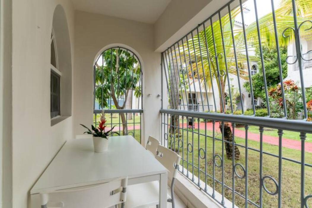 Cozy 2 Bdr Condo, With Pool Area And Free Wifi Punta Cana Bagian luar foto